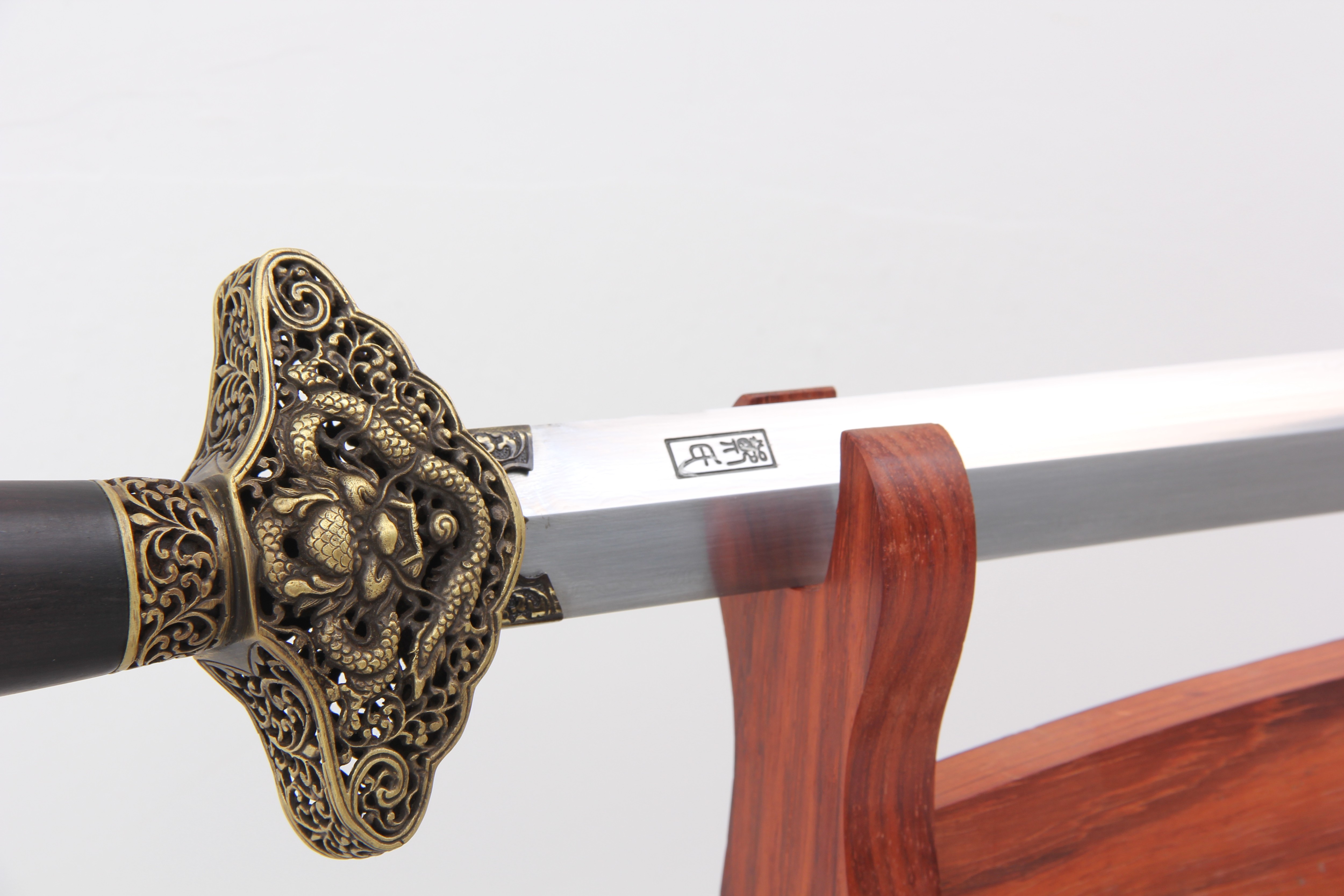 龍泉寶劍,中國寶劍,中國寶刀,庖丁菜刀 龍泉寶劍,中國寶劍,中國寶刀,庖丁菜刀