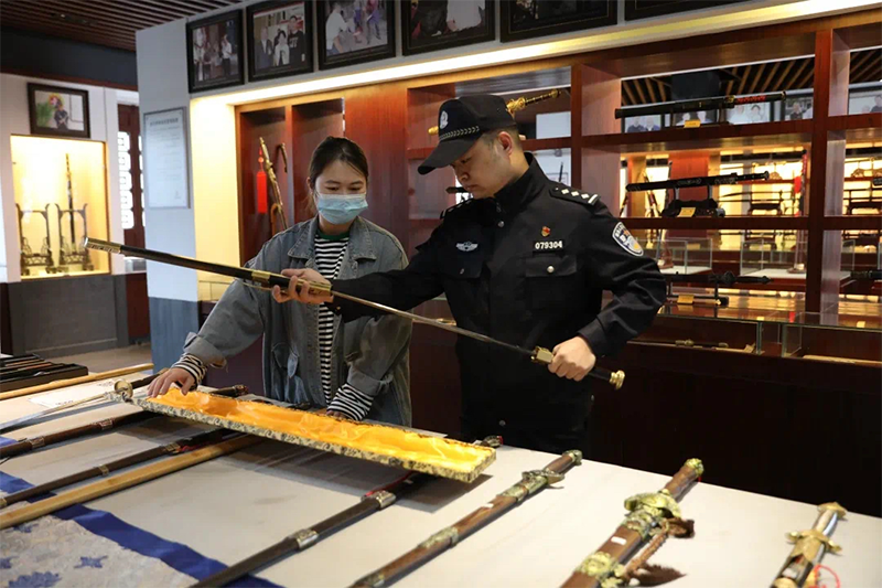 龍泉寶劍,中國寶劍,中國寶刀,庖丁菜刀 龍泉寶劍,中國寶劍,中國寶刀,庖丁菜刀