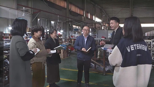 開拓國際市場，弘揚好龍泉寶劍文化